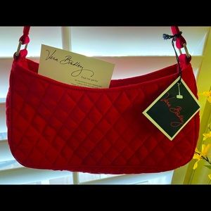 Vera Bradley lovely hand bag.  Perfect condition.  Never used, with tags.